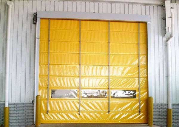 背帶式快速卷簾門-物流車間通道口案例 背帶式快速卷簾門-物流車間通道口案例