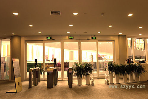 大廈寫字樓(辦公樓)感應(yīng)平移門 大廈寫字樓(辦公樓)感應(yīng)平移門